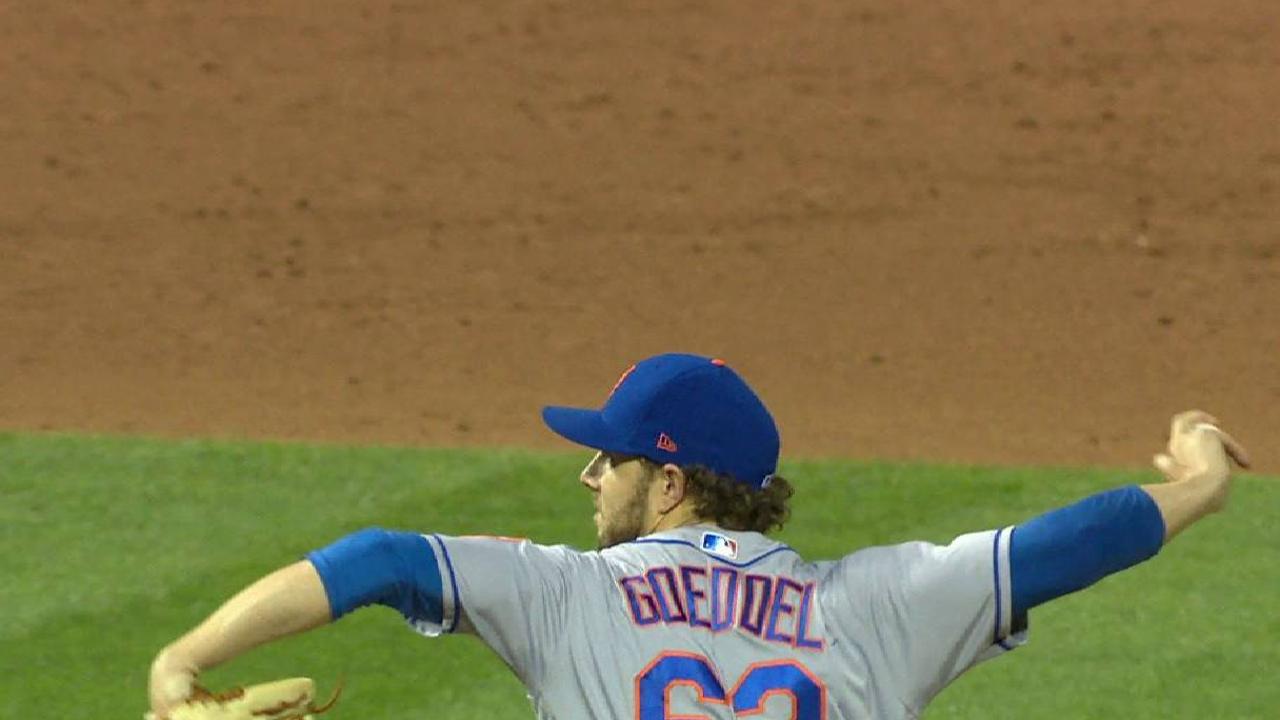 Goeddel escapes a jam with a K