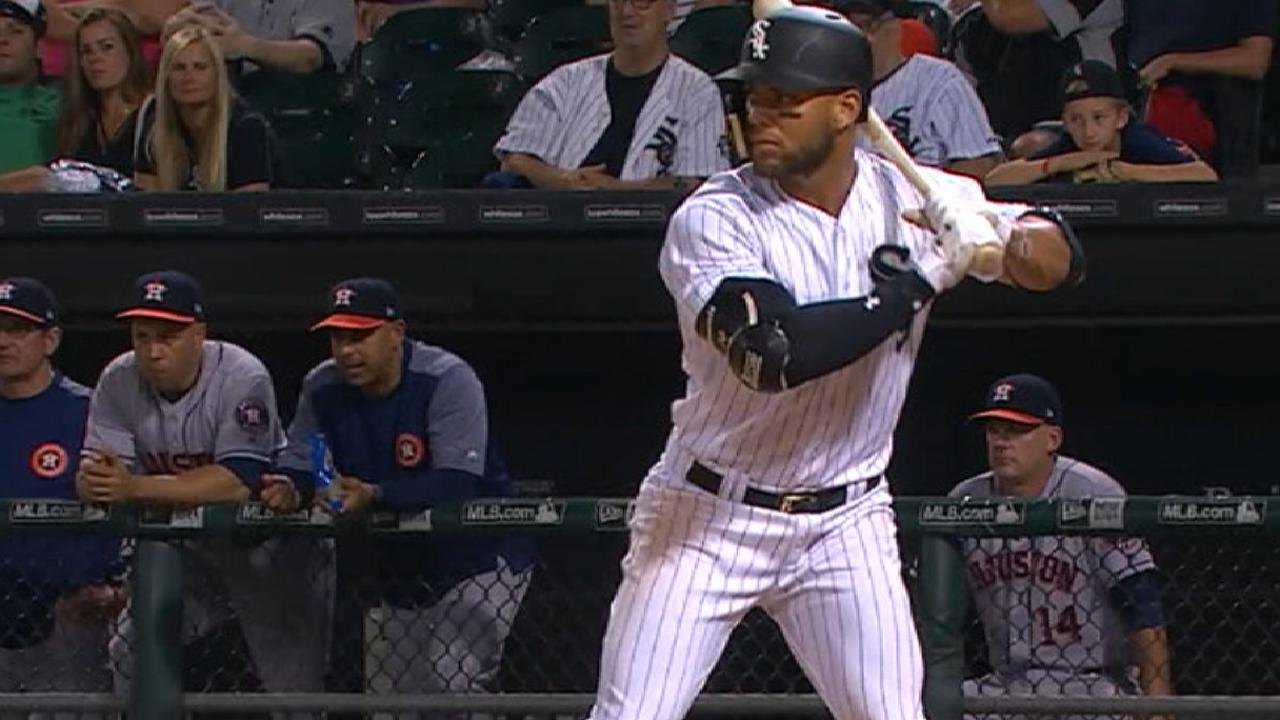 Moncada's game-tying homer