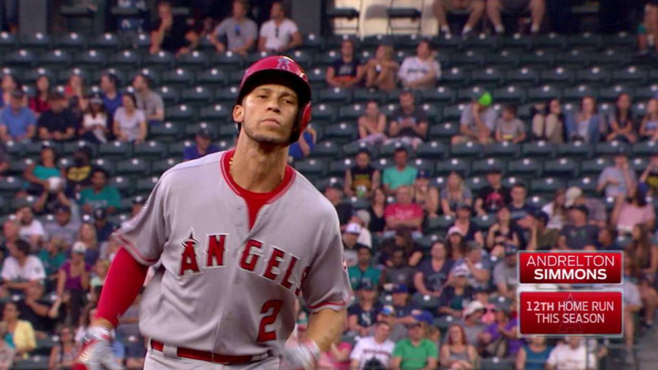 Simmons' two-run home run