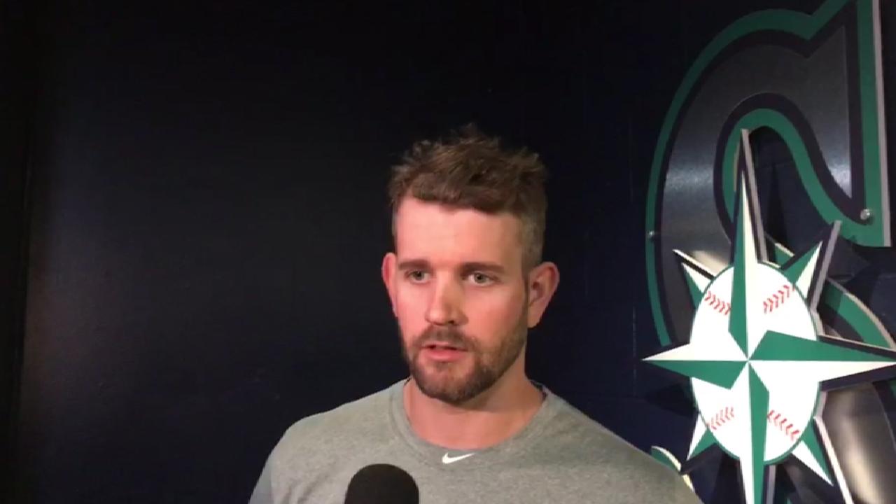 Paxton placed on DL with left pectoral strain
