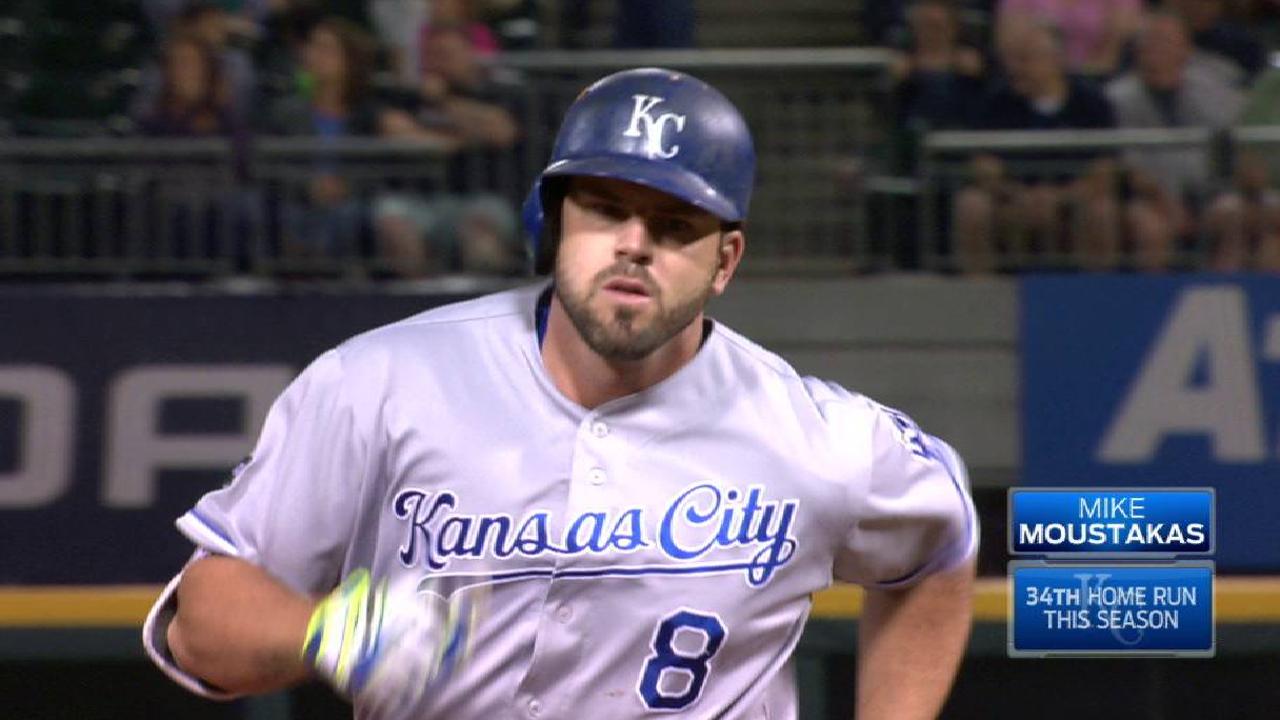 Moose's pair of homers can't end Royals' skid