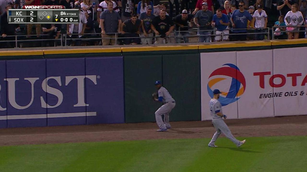 Engel sparks 4-run 7th as White Sox clip KC
