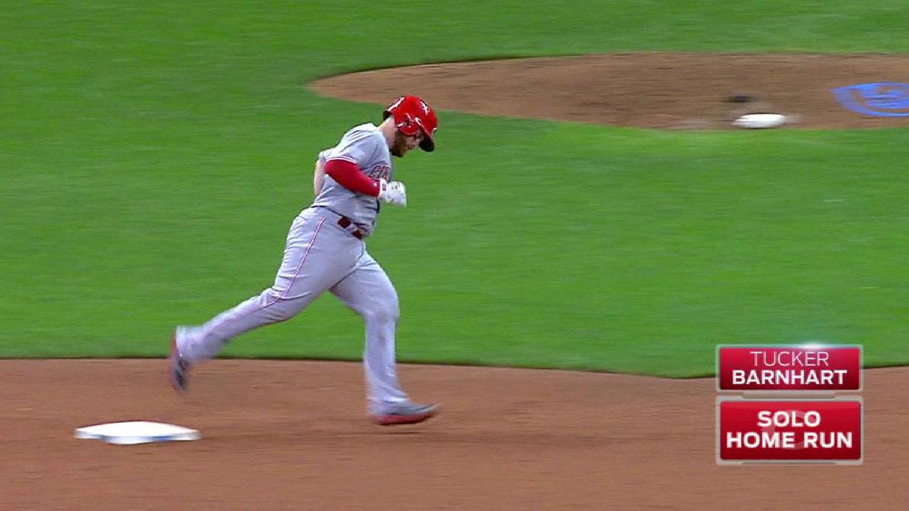 Barnhart's solo dinger