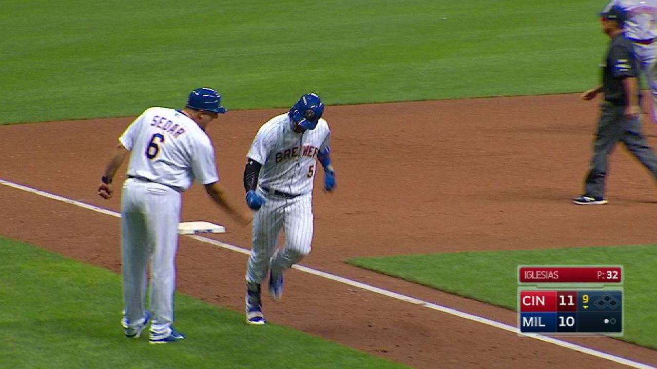 Villar pulls Brewers within one