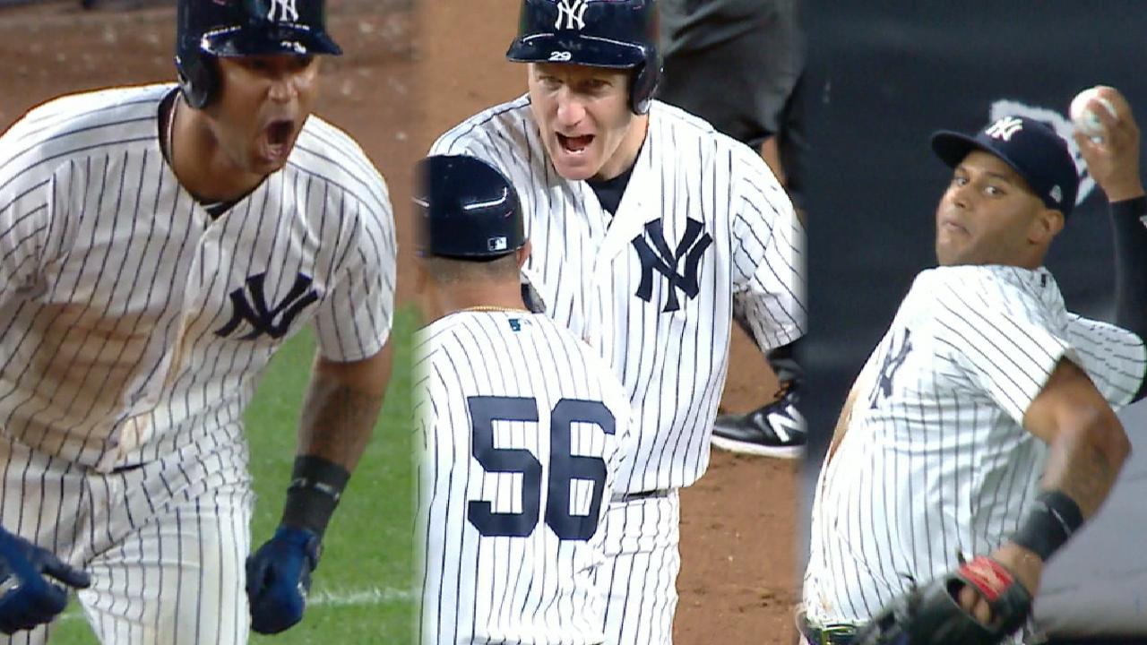 Planet of the 8th: Yanks' attack shocks Sox