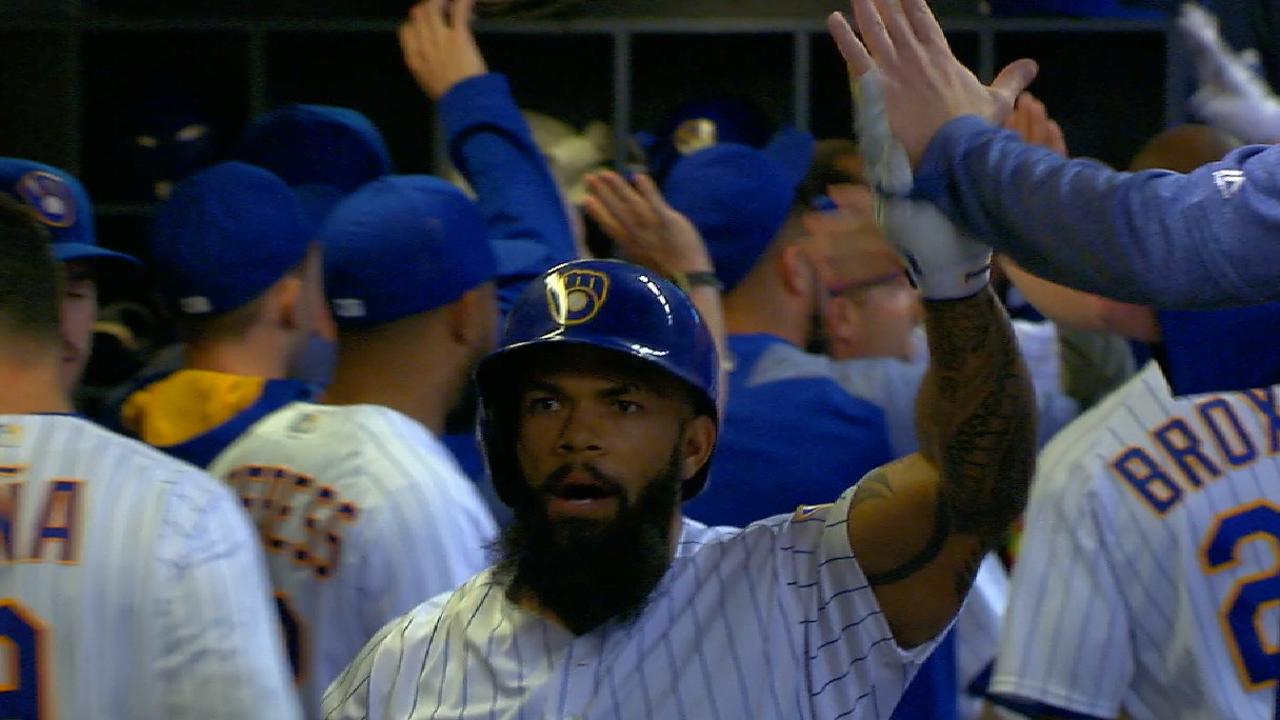 Brewers plate seven in 6th