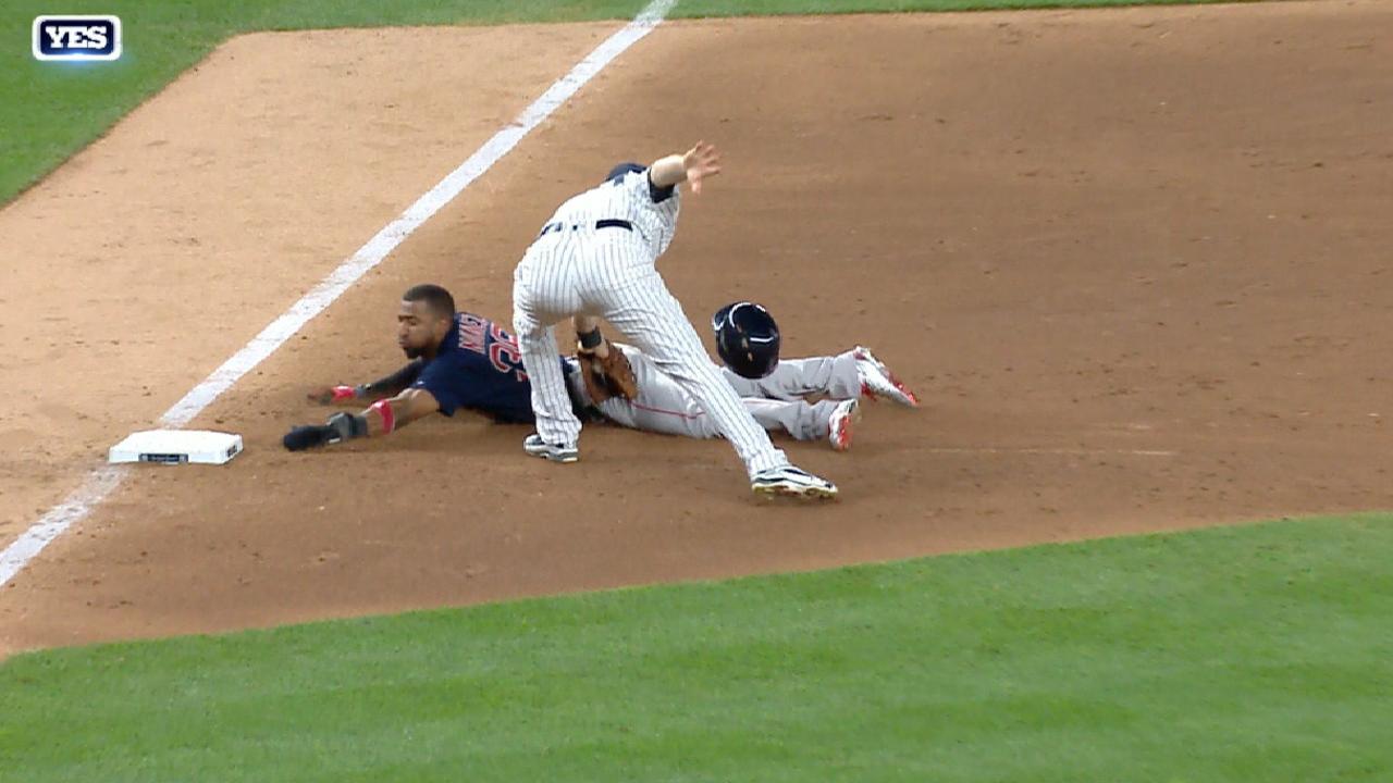 Hicks turns a huge double play