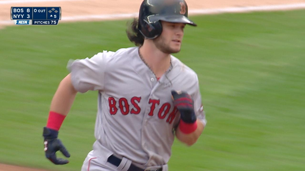Benintendi's 3-run jacks lead Sox rout in Bronx