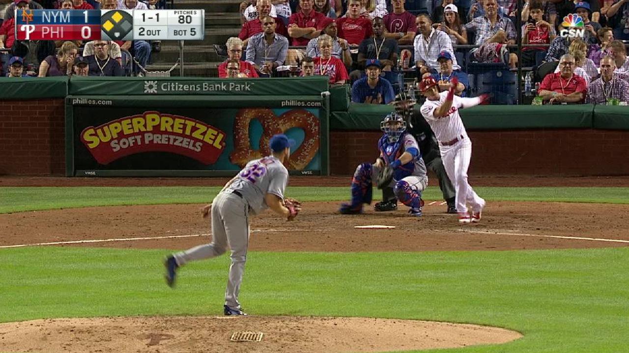Hernandez's RBI single