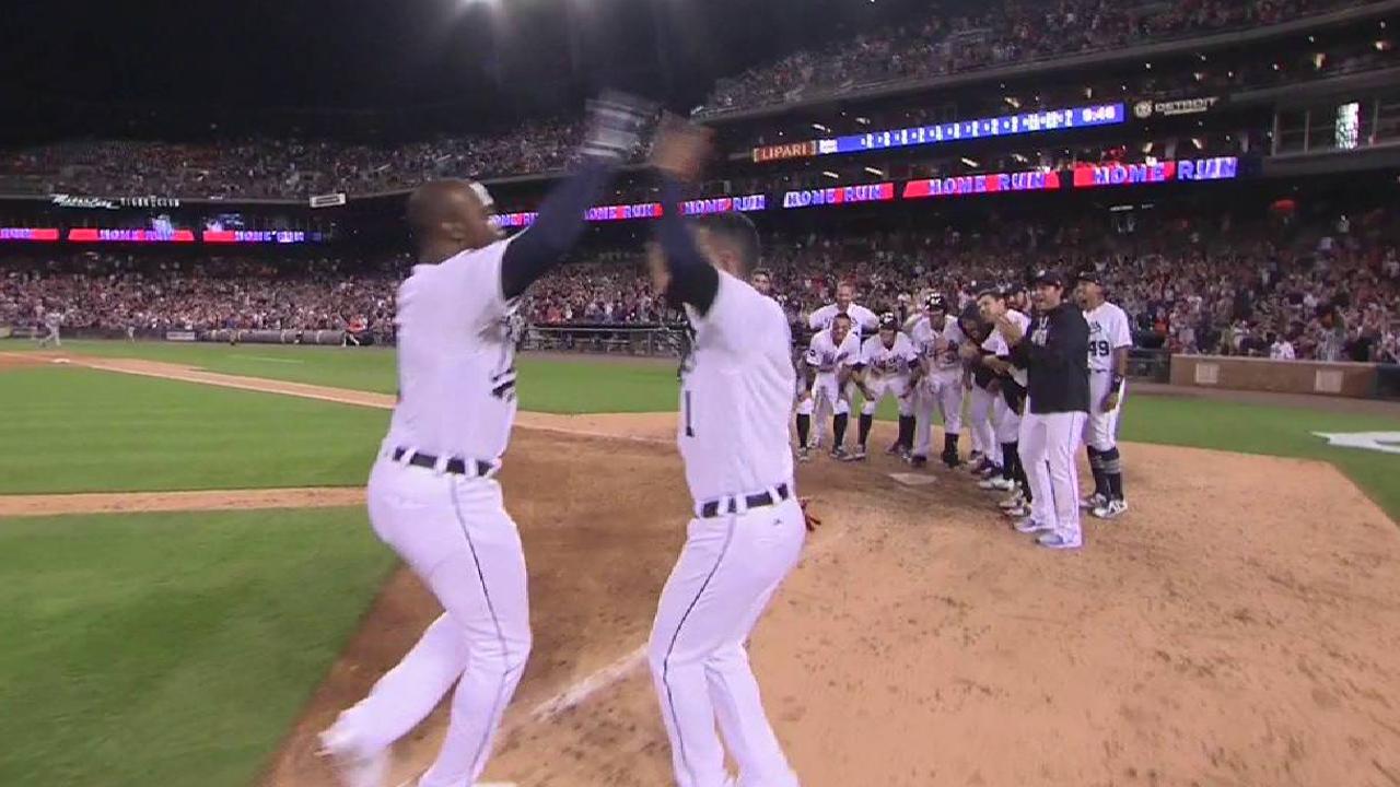 Upton wins it for the Tigers