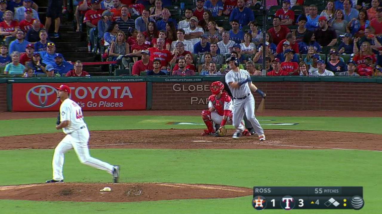 Davis' RBI double in the 4th