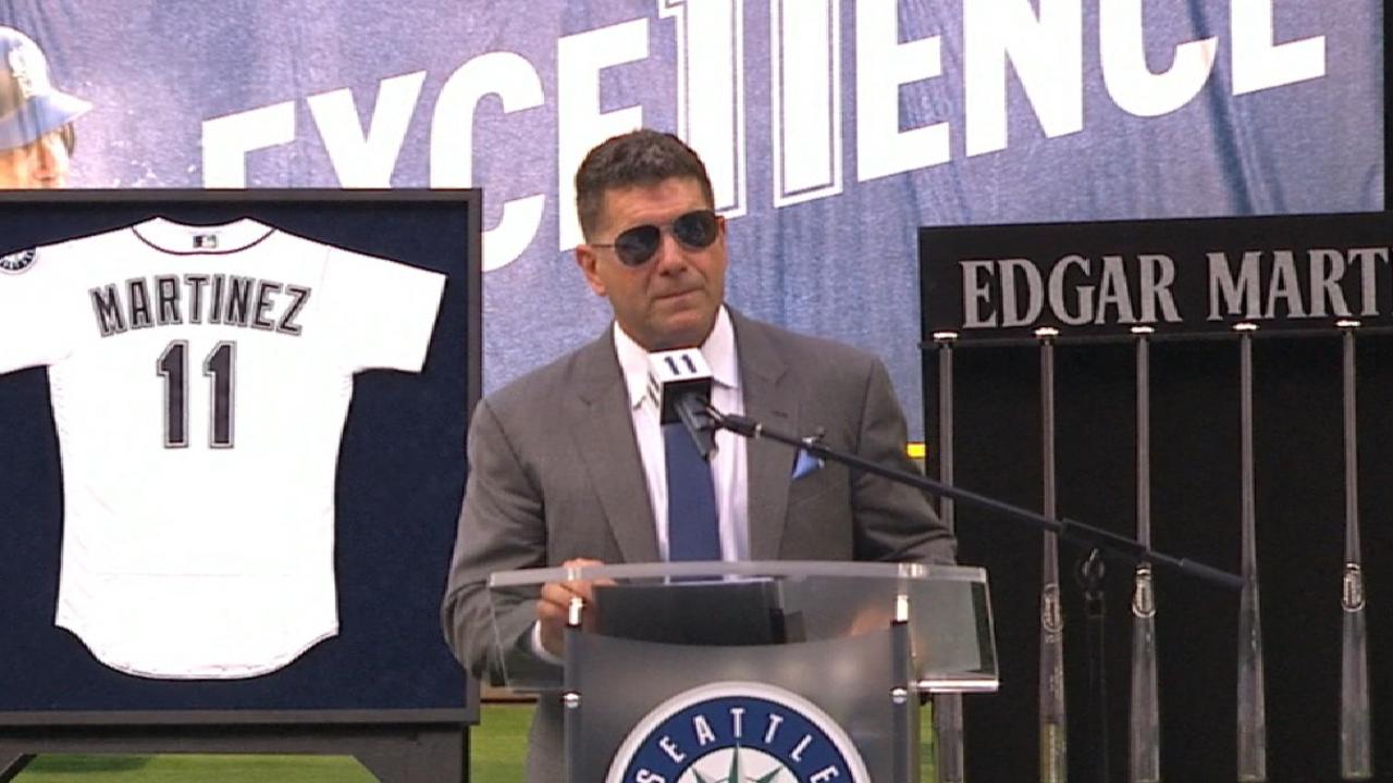 Edgar 'grateful' as Mariners retire No. 11