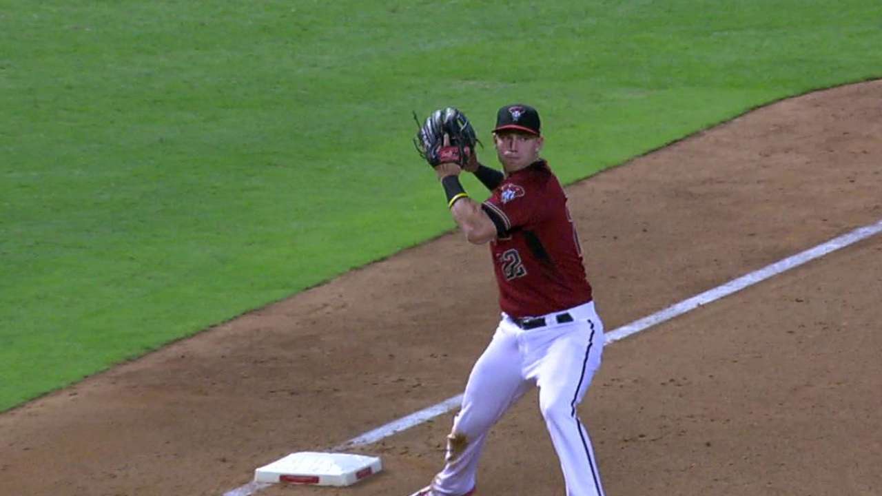 Almora Jr. grounds out to third