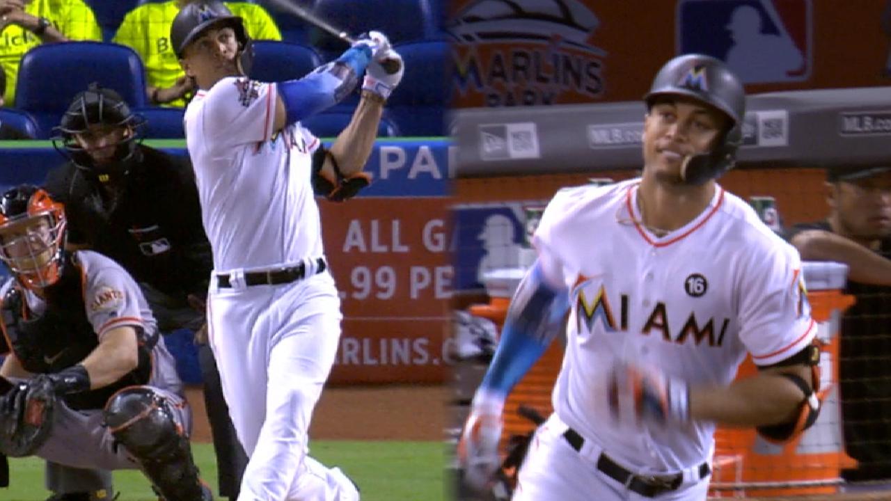 Giancarlo Stanton pasó por waivers, pero no se espera que sea canjeado