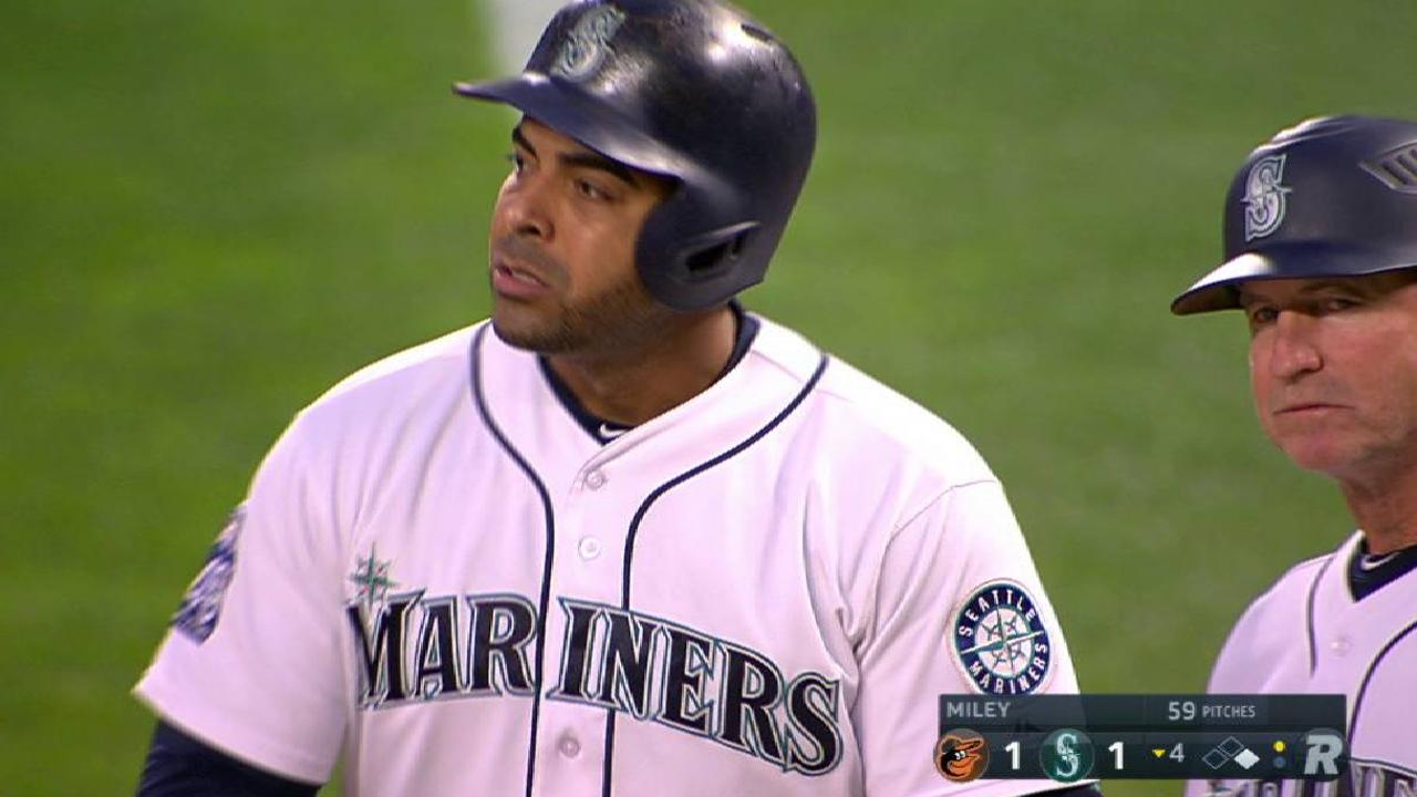 Albers domina a Orioles y saca a Marineros de la mala racha