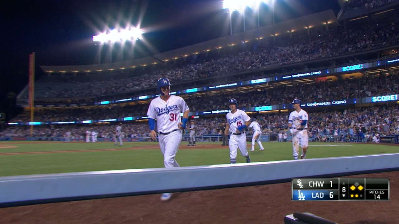 Dodgers doblegan a White Sox y llegan a 50 juegos sobre .500