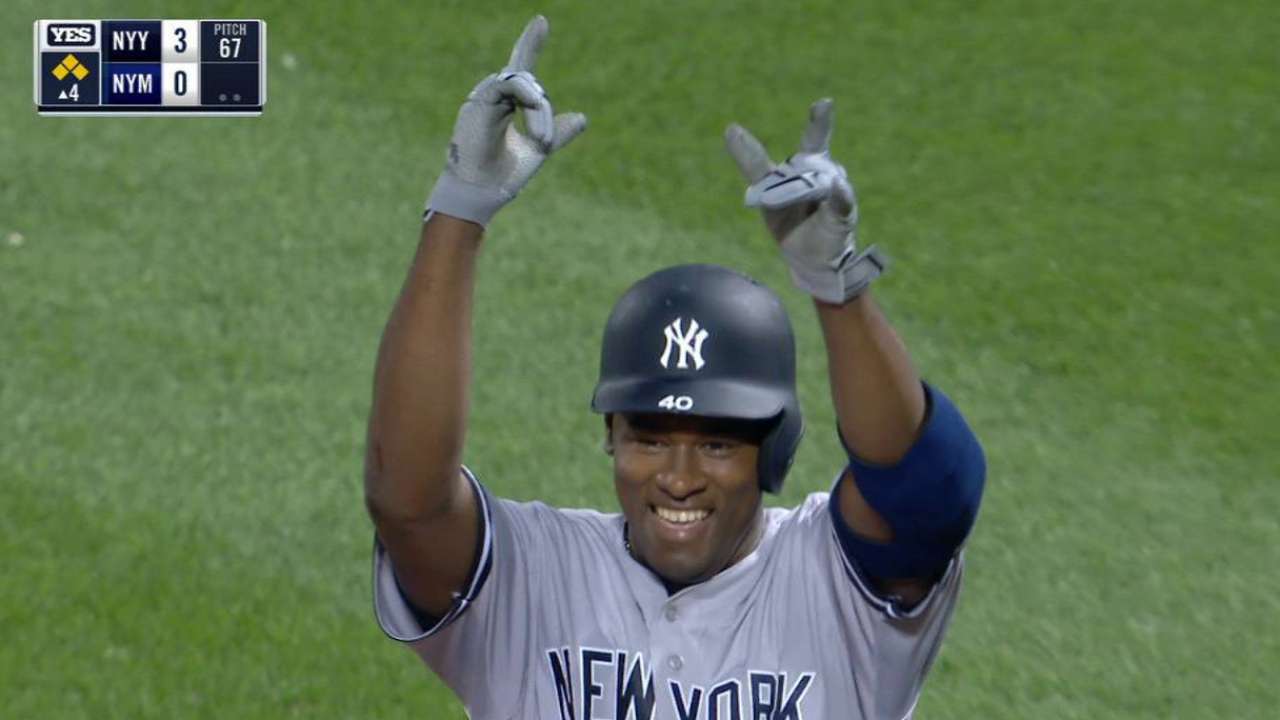 Severino's first MLB hit