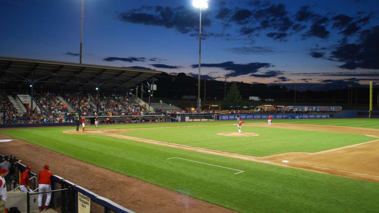 Cards, Bucs on LL Classic