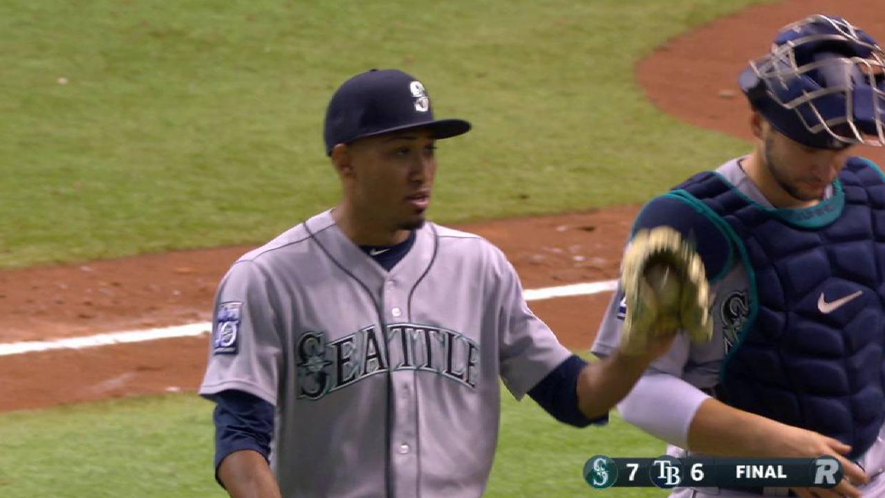 Diaz notches the save