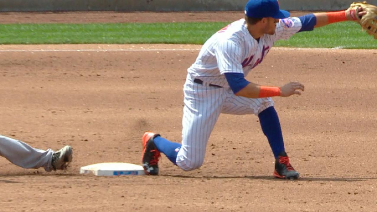 Cespedes throws out Conley