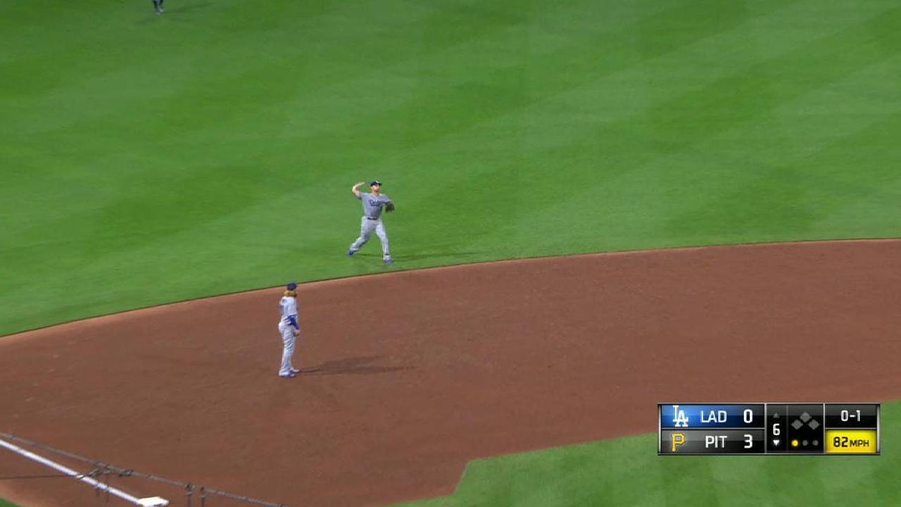 Seager limited to pinch-hit duty by sore elbow