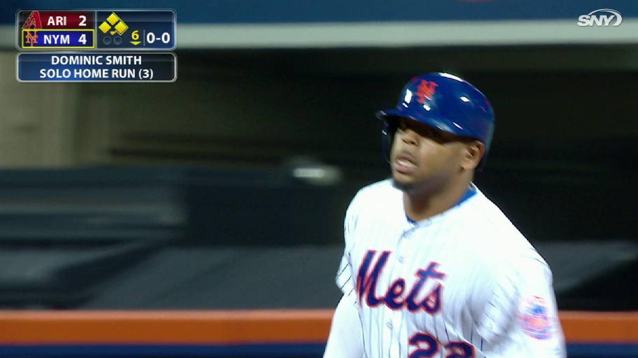 Smith shows pull-side power with homer
