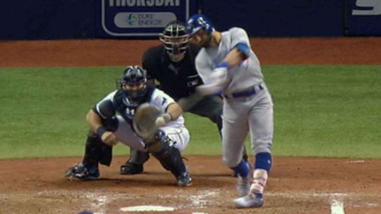 Bates de Azulejos hundieron a Rays con seis jonrones