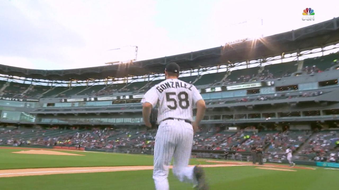 Rangers acquire RHP Gonzalez from White Sox