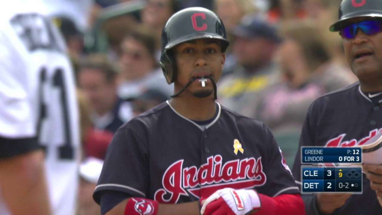 Lindor's go-ahead RBI single