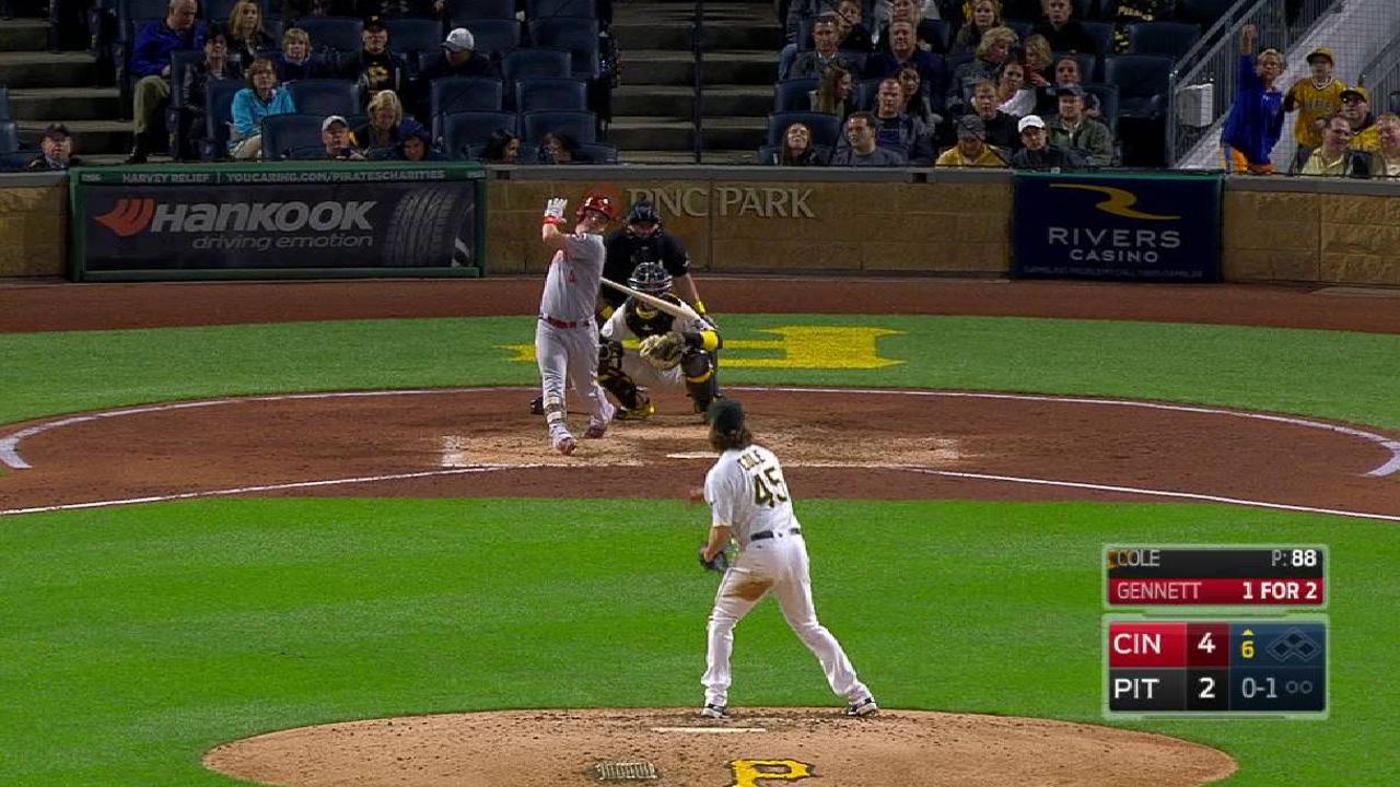 Gennett's triple to center