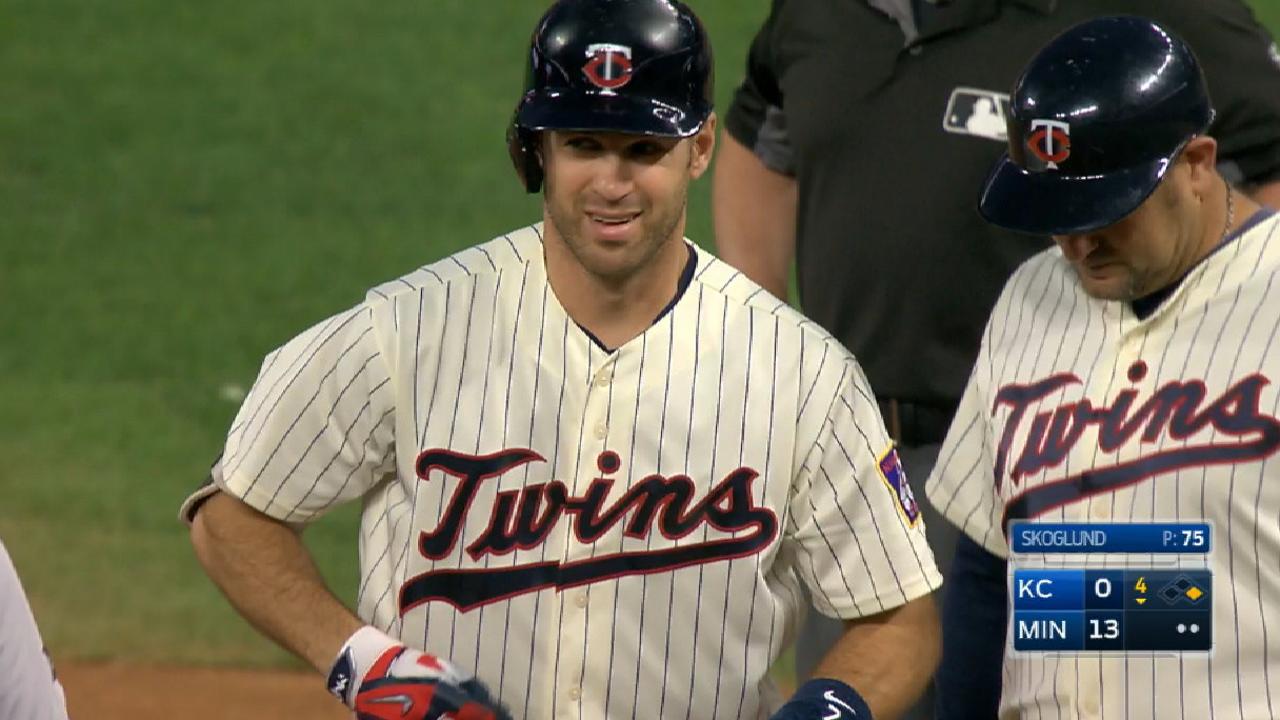 Mauer's strong day at the plate