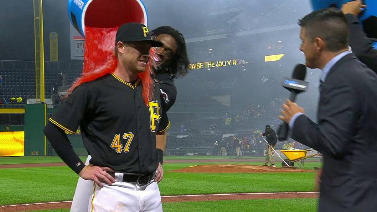 Luplow remembers late grandfather after 1st HR