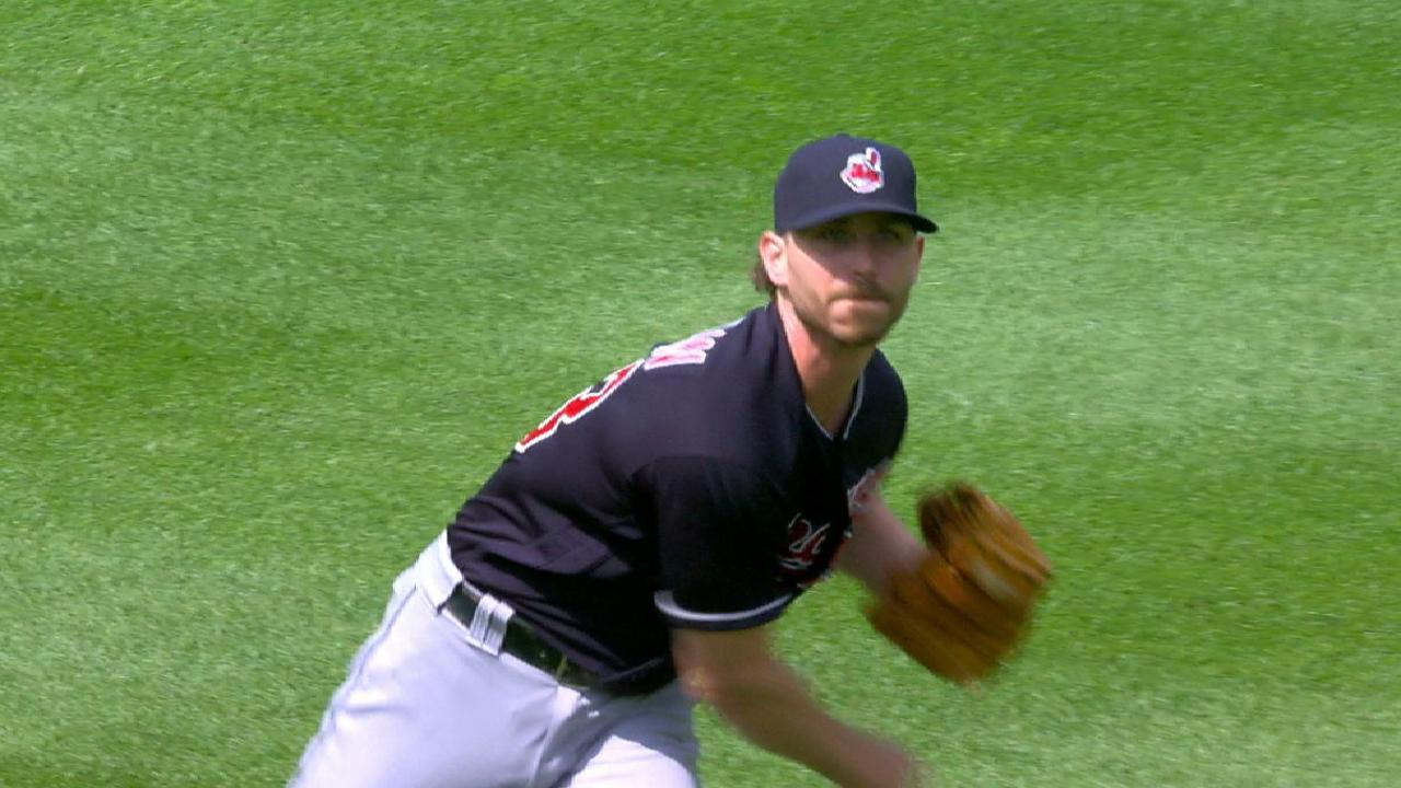 Tomlin enjoys victorious return to action