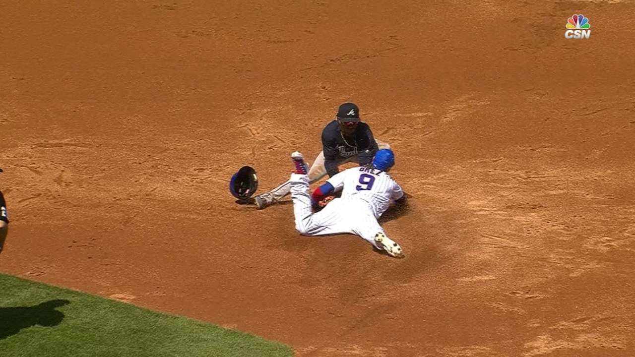 Javier Báez dice estar mejor del golpe en la cabeza y listo para el martes