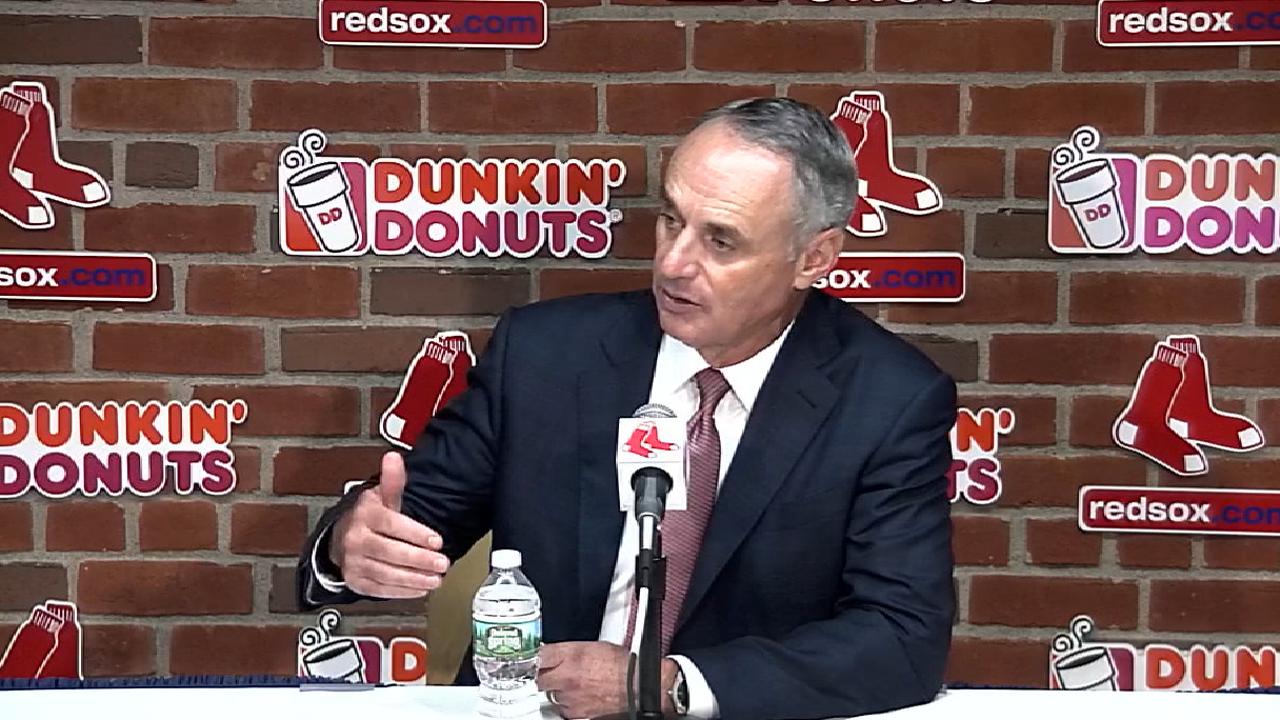 MLB investigating NYY-BOS sign-stealing claims