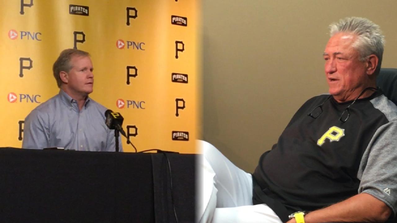 Bucs extend contracts of Huntington, Hurdle