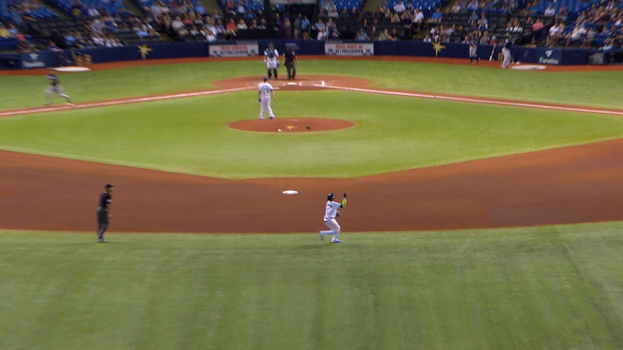 Odorizzi coquetea con no-hitter en triunfo de Rays sobre Mellizos