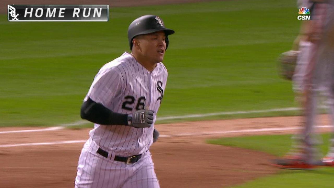 Avisail's two-run home run