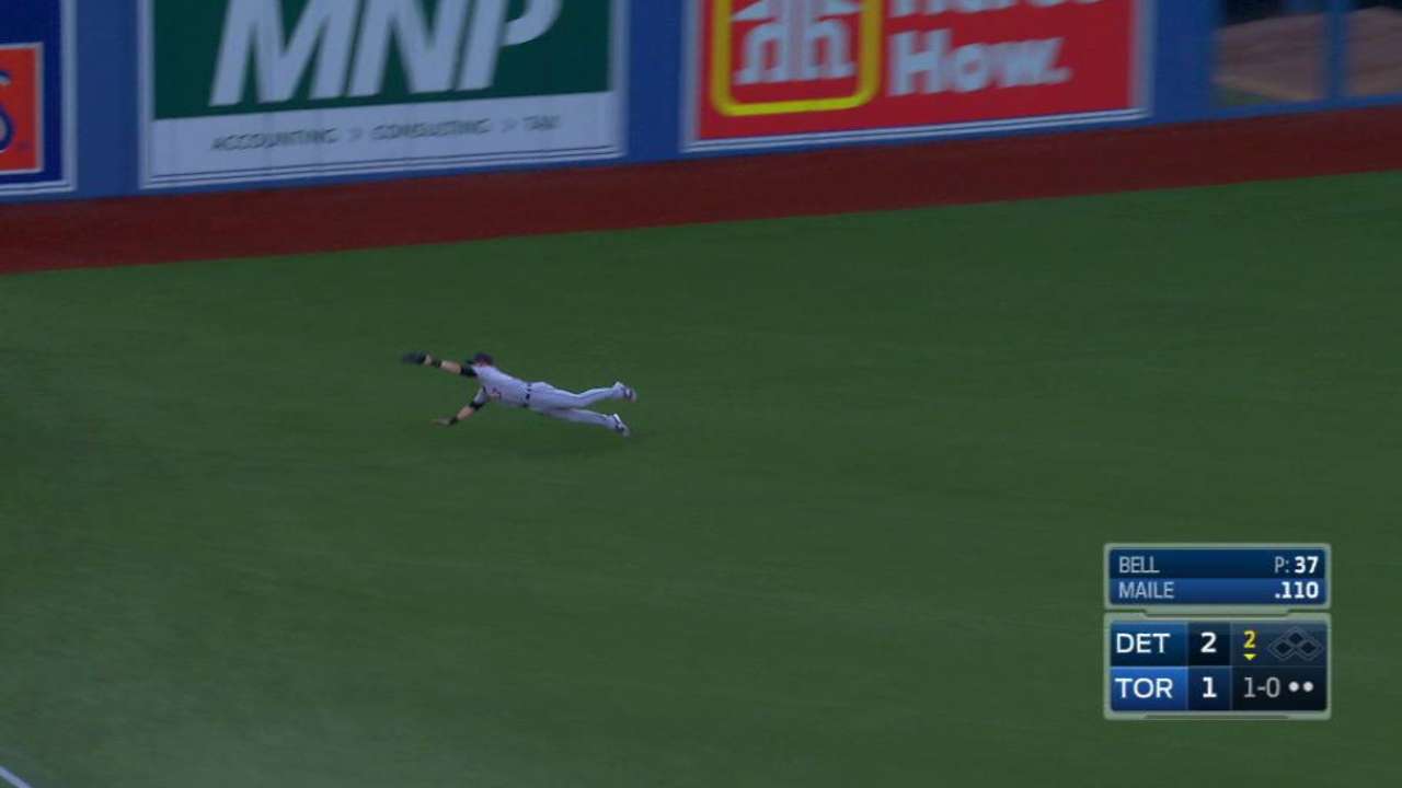 Romine's superb diving catch