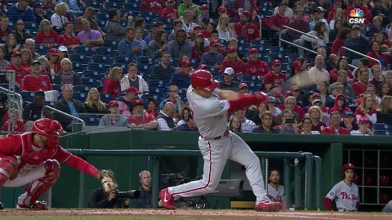 Hoskins' solo home run