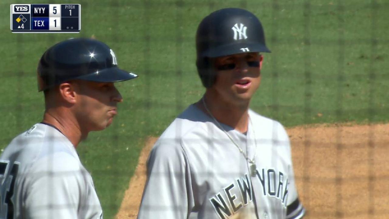 Gardner's two-run triple