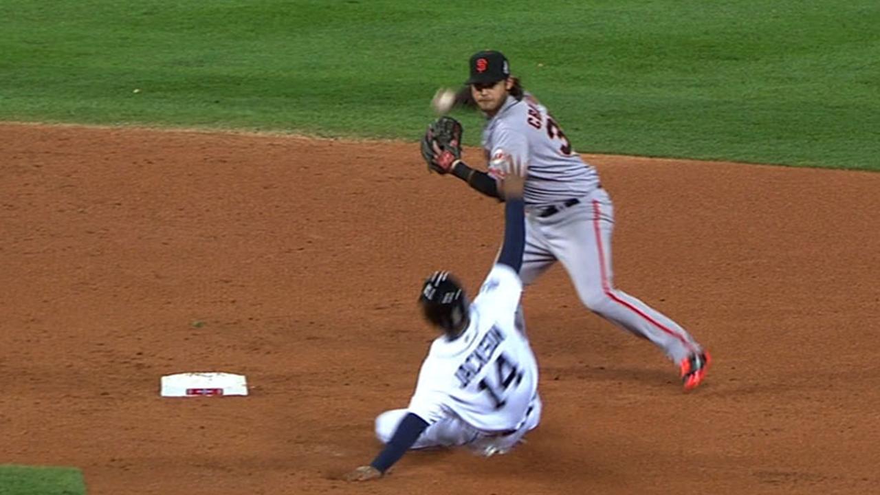 Vogelsong escapes three jams