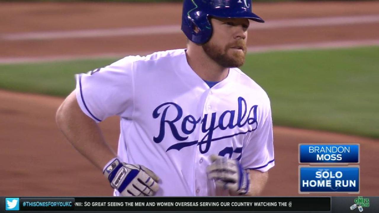 Royals slip against Sox, fall in Wild Card race