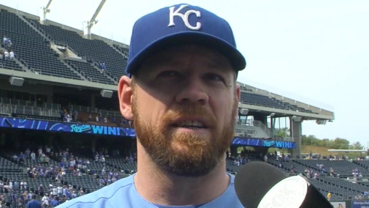 Moss on playoff push, win