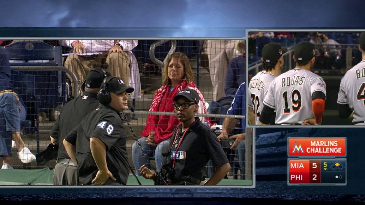 Stanton nabs Williams at second