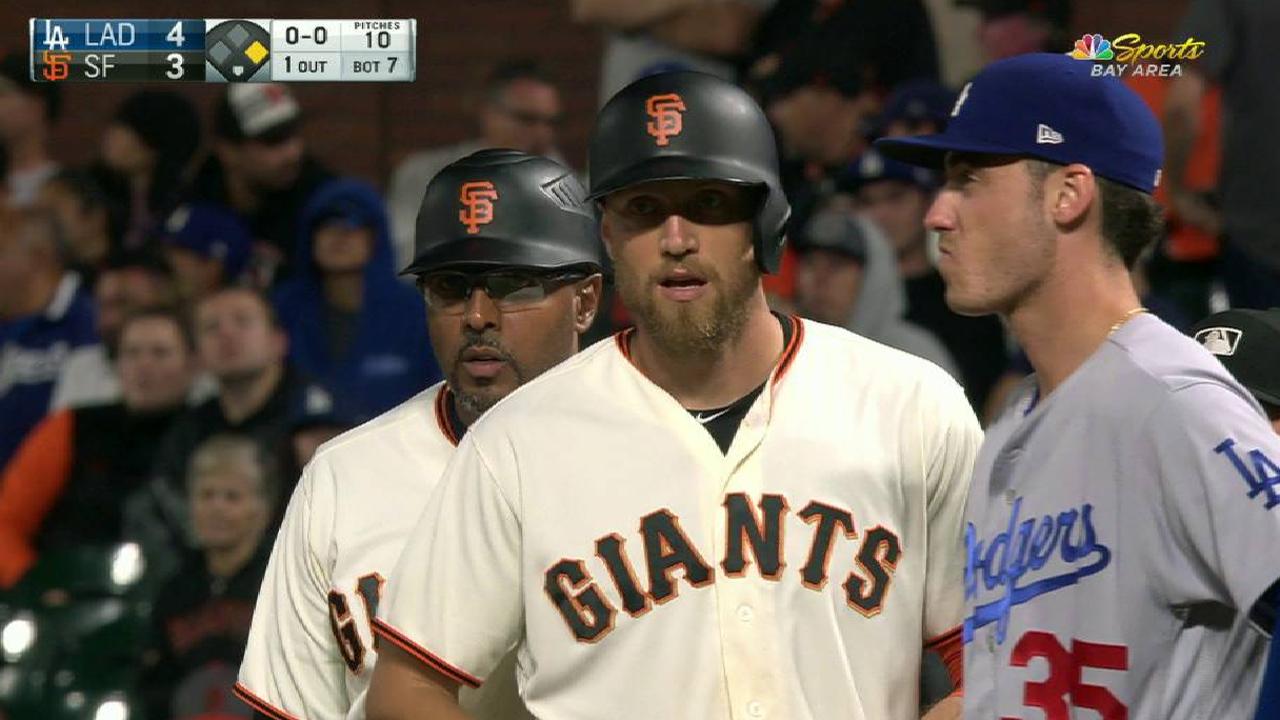 Cueto's tough 4th allows Dodgers to end skid