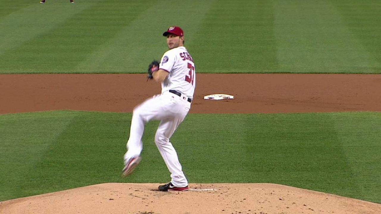 Scherzer strikes out Freeman