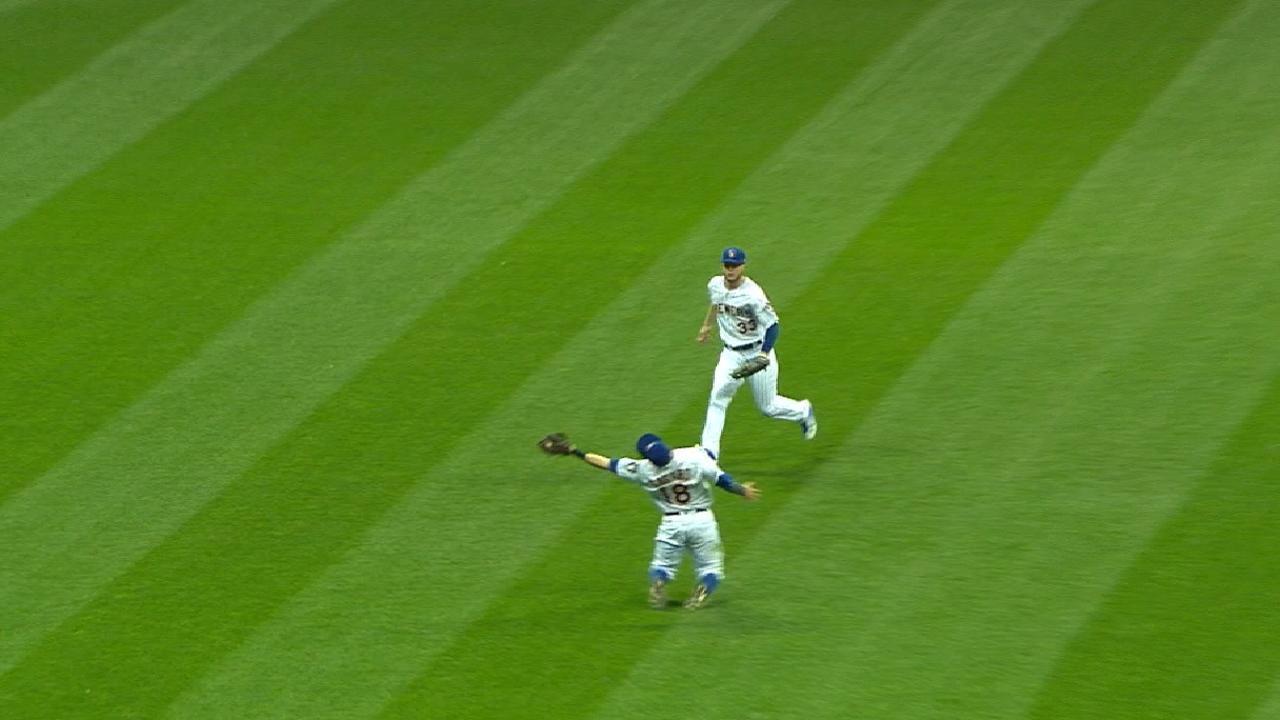 Must C: Sogard's fantastic catch