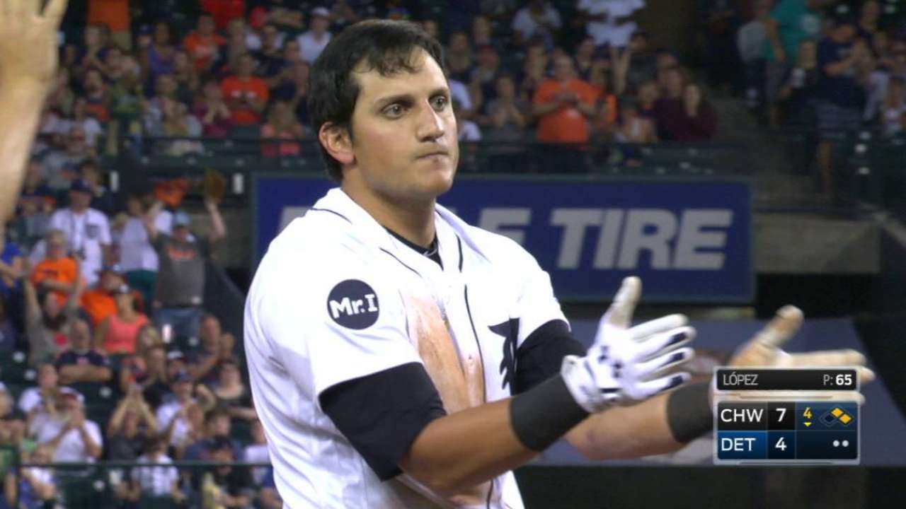 Mahtook's RBI triple