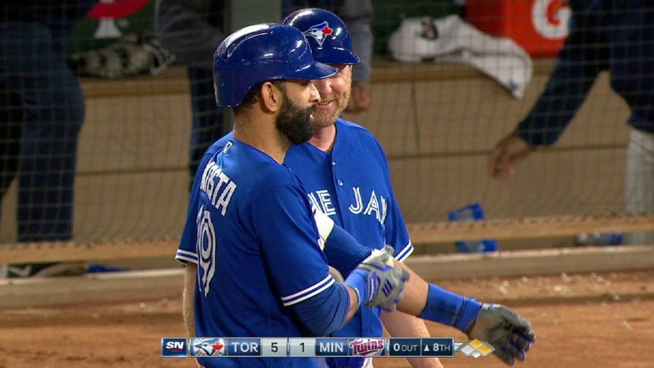 Bautista knocks in two on popup